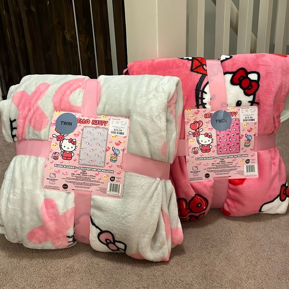 Hello Kitty blankets